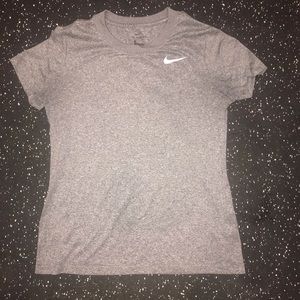Nike women’s tshirt